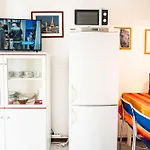 Comfy By The Sea In Apartament *