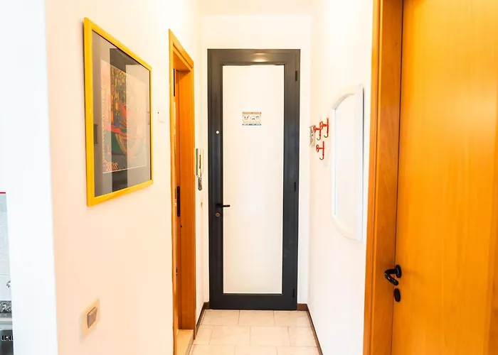 Apartment Comfy By The Sea In